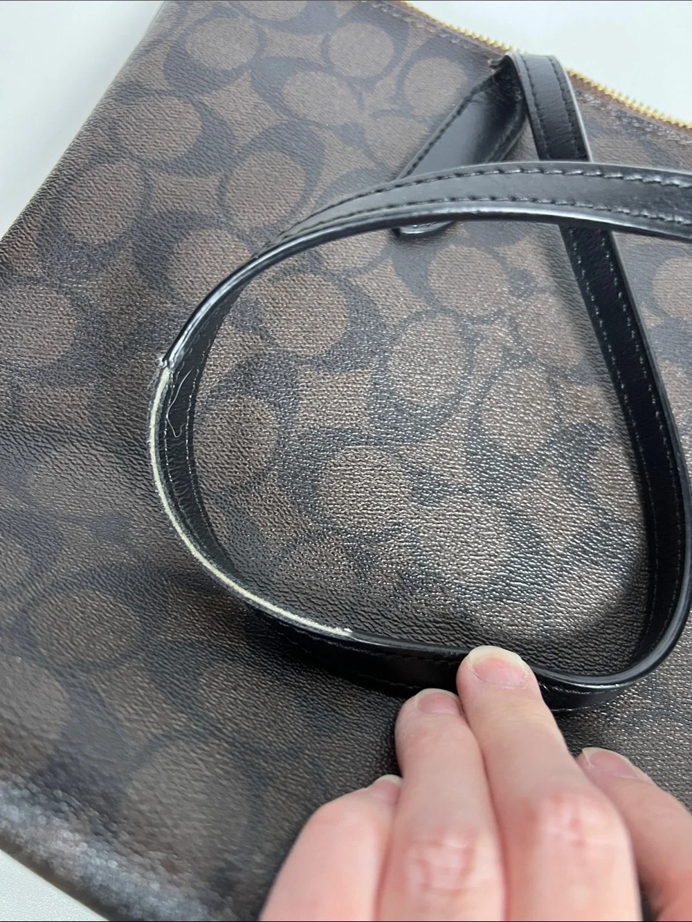Coach 2020 Zip Top Tote Signature Canvas